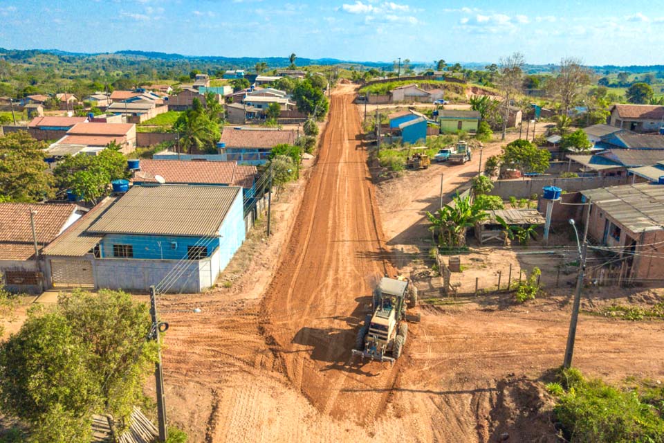 Rua Afonso José no setor 7 também é contemplada com obras de pavimentação asfáltica