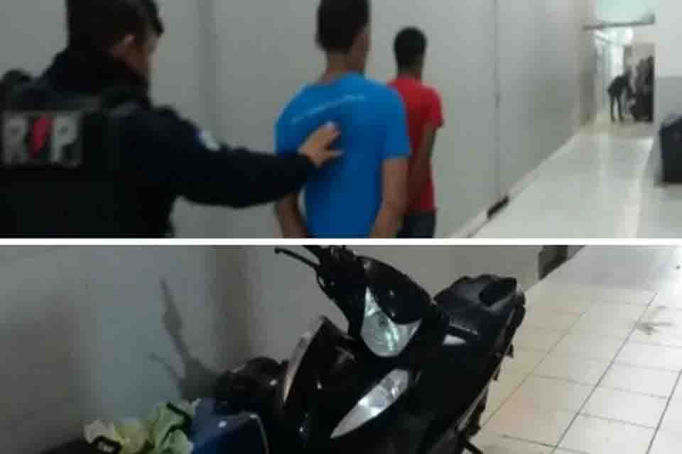 Ex-presidiários são presos com moto furtada na zona sul