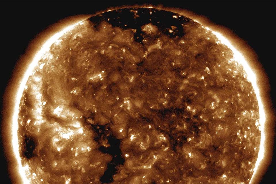 Agência espacial norte-americana entra na coroa solar pela primeira vez