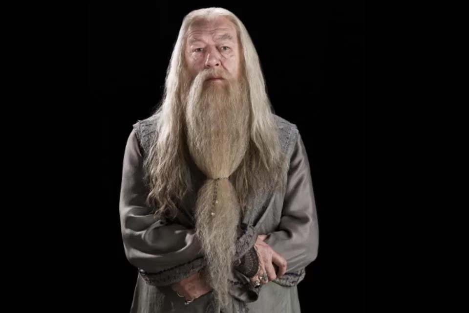 Ator de de Harry Potter, Michael Gambon, Dumbledore, morre  aos 82 anos