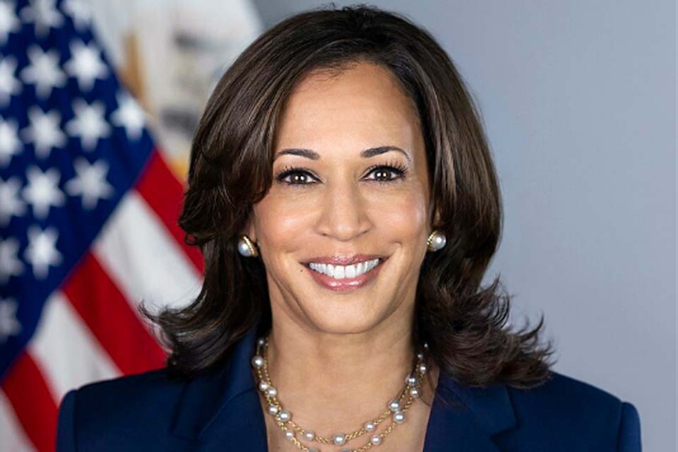 Kamala amplia liderança sobre Trump em pesquisa de intenção de voto feita após debate