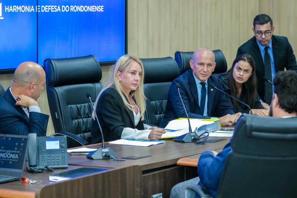 Deputados estaduais aprovam orçamento do Governo de Rondônia para 2025