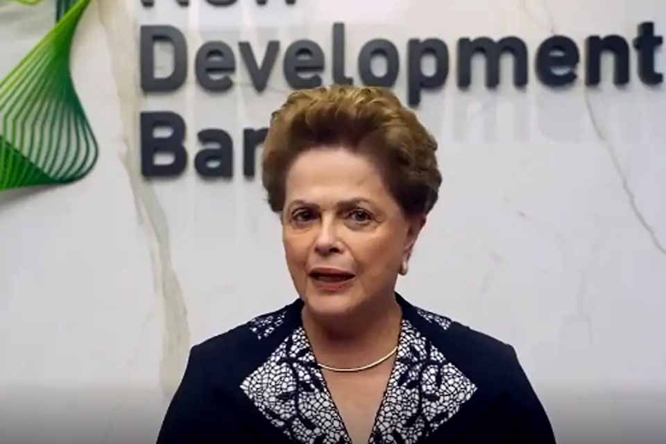 Dilma Rousseff é internada após quadro de neurite vestibular