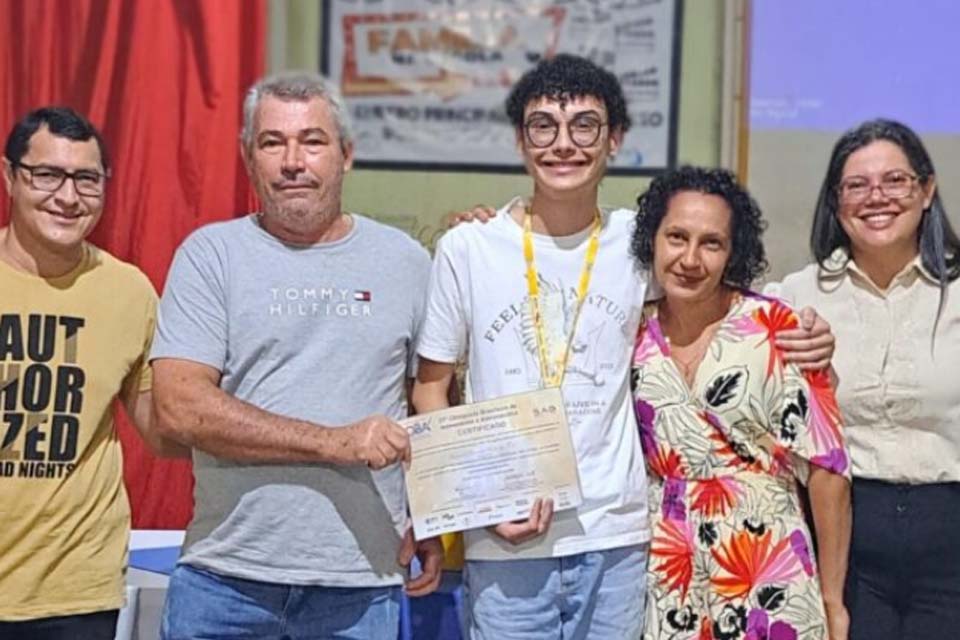 Estudante de Espigão do Oeste é medalha de ouro na Olimpíada Brasileira de Astronomia e Astronáutica