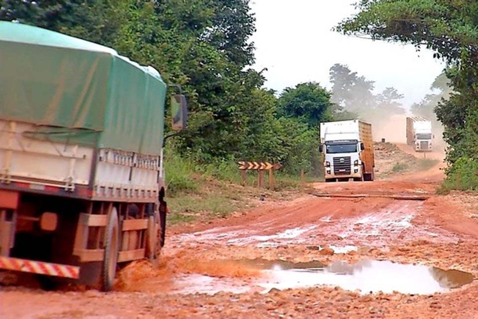 Entidades e políticos do Amazonas estão indignados com transferência de responsabilidade da BR-319 para o DNIT de Rondônia