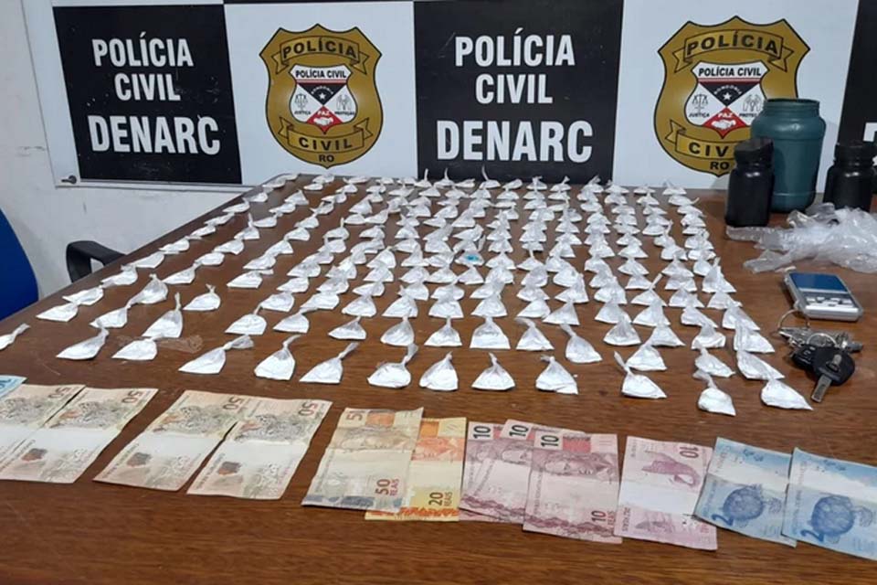 Denarc fecha boca de fumo com quase 200 porções de cocaína