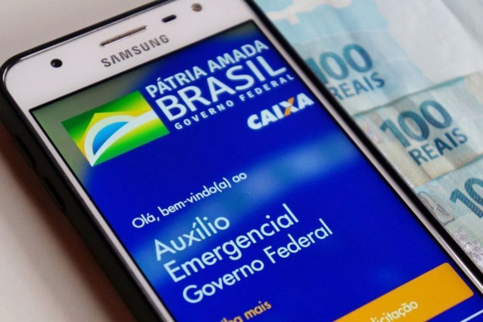 Caixa paga nesta segunda auxílio emergencial a 6,15 milhões de beneficiários do Bolsa Família e inscritos via app e site
