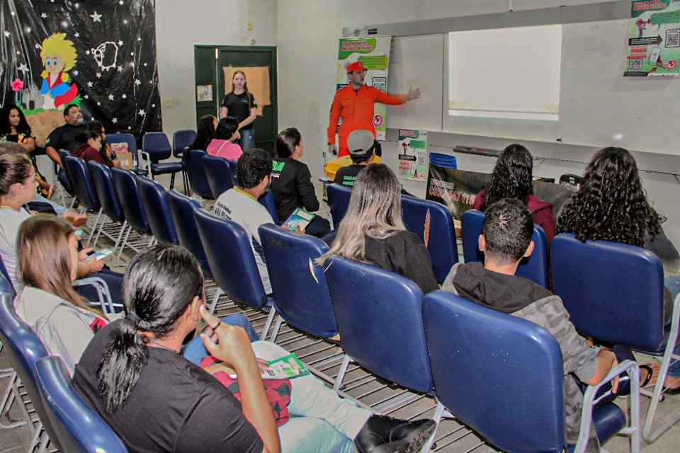 Sedam desenvolve ações de educação ambiental nas escolas, no mês do Meio Ambiente