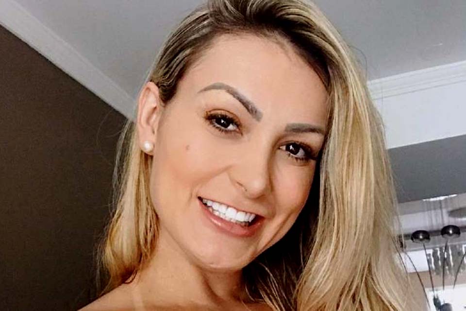 Fora da igreja, Andressa Urach rebate haters na web: 'Crentes e recalcadas'