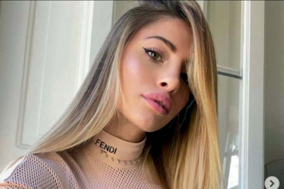 Solteiro, Neymar flerta com modelo italiana e gera burburinho na mídia internacional