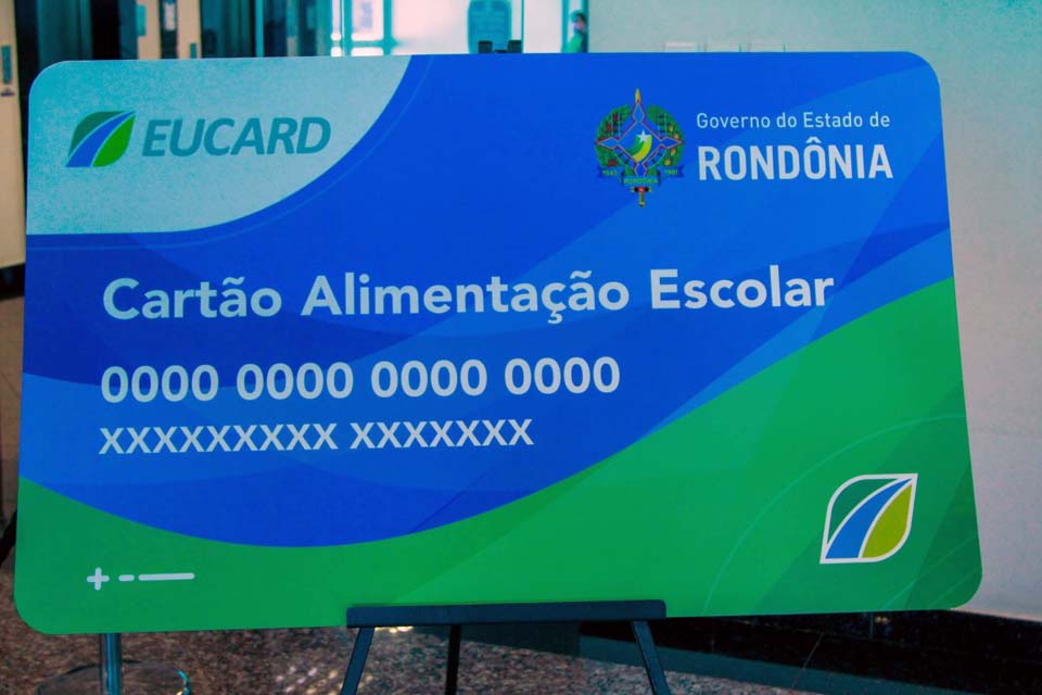 Alunos da rede estadual de ensino recebem segunda parcela do cartão alimentação em Rondônia