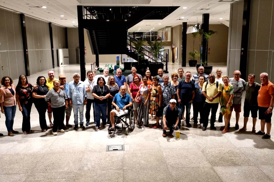 Reunião preparatória é realizada com os delegados do SINDSEF-RO no congresso da Condsef/Fenadsef para entender cenário político