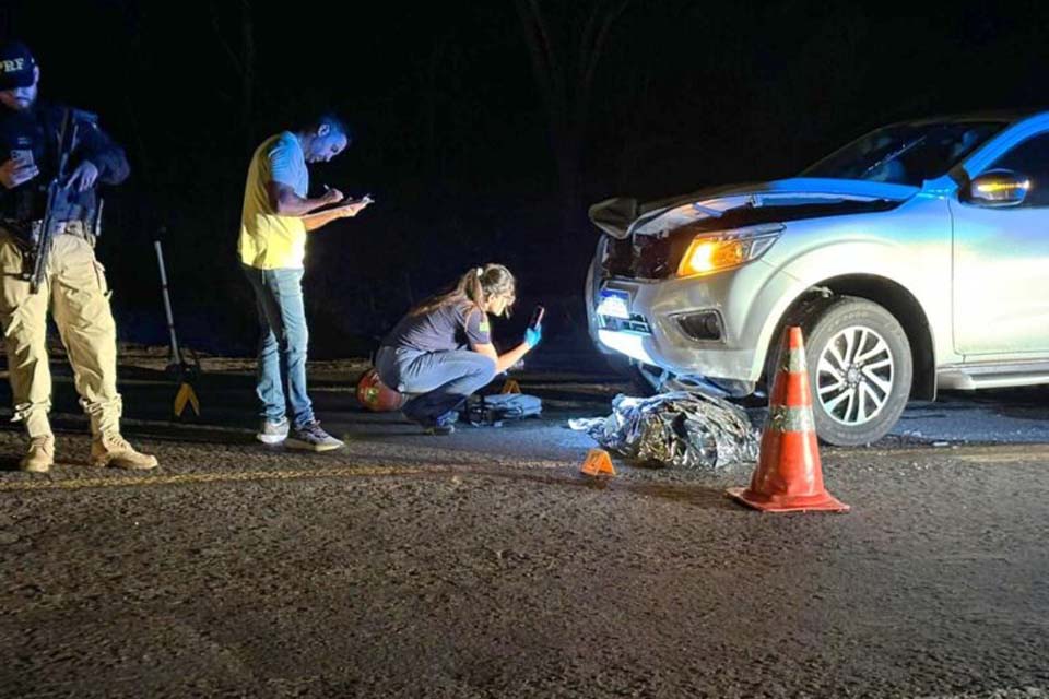 Mototaxista de Ji-Paraná morre em acidente entre moto e caminhonete na BR-364