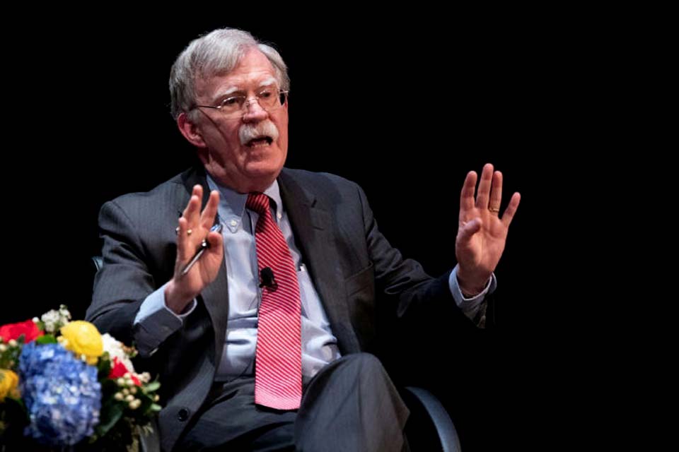 Irã rebate revelações americanas sobre complô para matar John Bolton