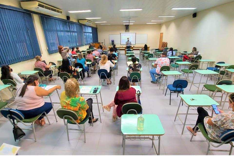 Conselheiros Tutelares passam por capacitação voltada para a rede de proteção à criança e ao adolescente