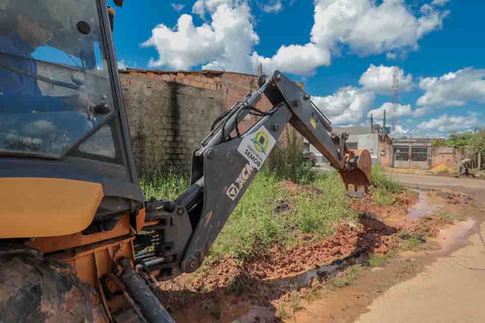 Dez bairros de Porto Velho recebem obras urbanísticas