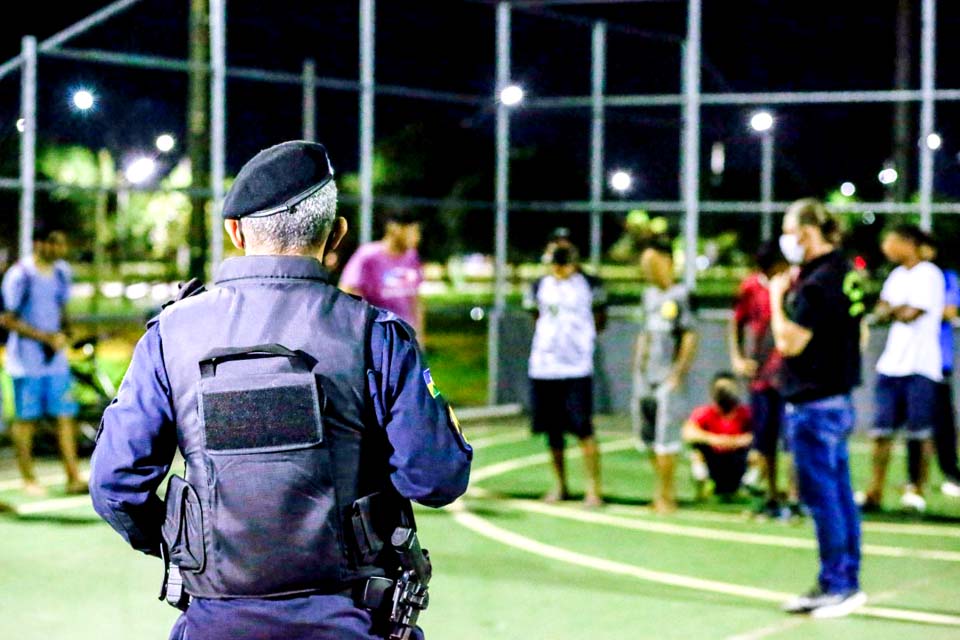 Skate Park é alvo da polícia onde jovens se aglomeram durante pico da pandemia