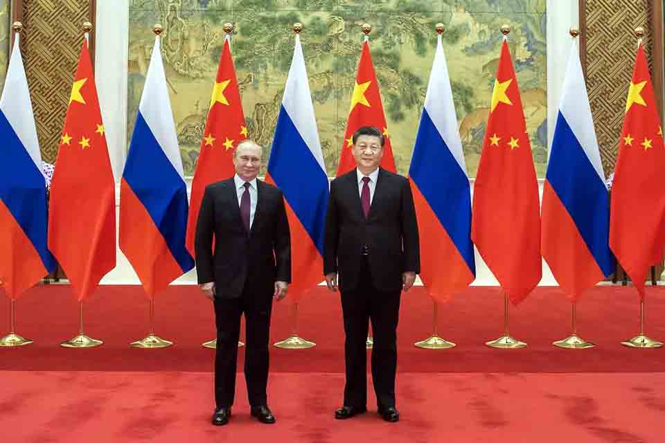 Putin visita Xi Jinping: China e Rússia anunciam parceria 'sem limites'