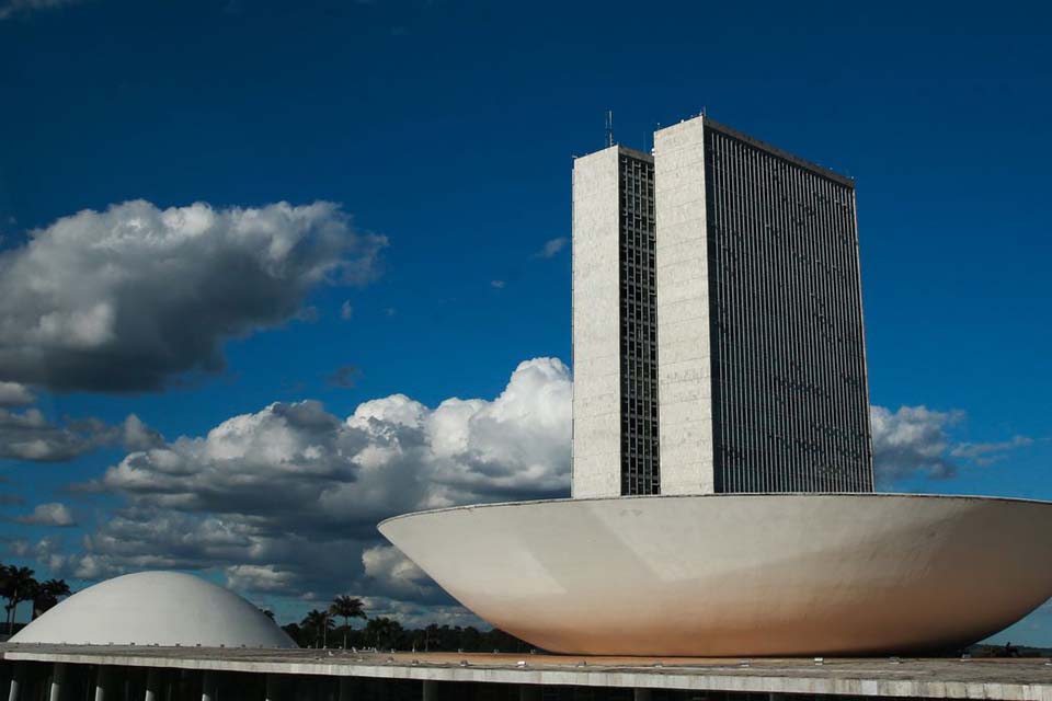 Câmara pode votar crédito para micro e pequenas empresas nesta quarta