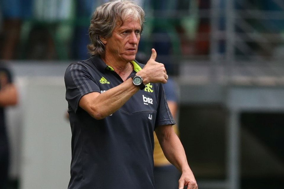 Jorge Jesus deve voltar a treinar Flamengo em maio