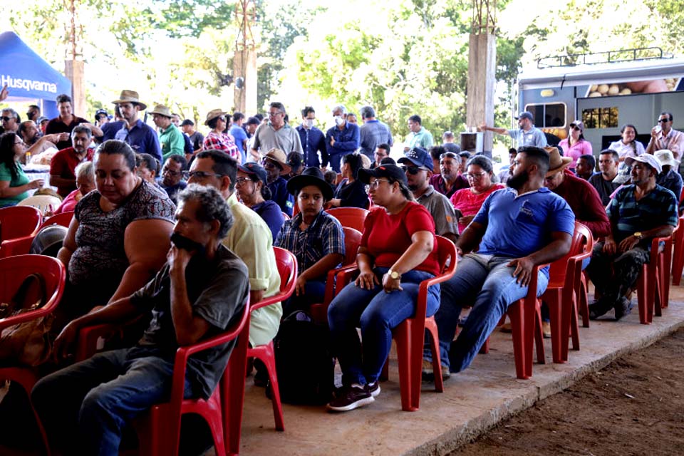 Evento na Estrada 28 de Novembro busca levar técnicas de produção rural aos produtores de Porto Velho