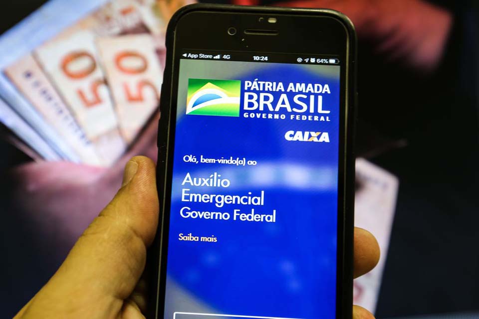 Auxílio emergencial é creditado para nascidos em dezembro