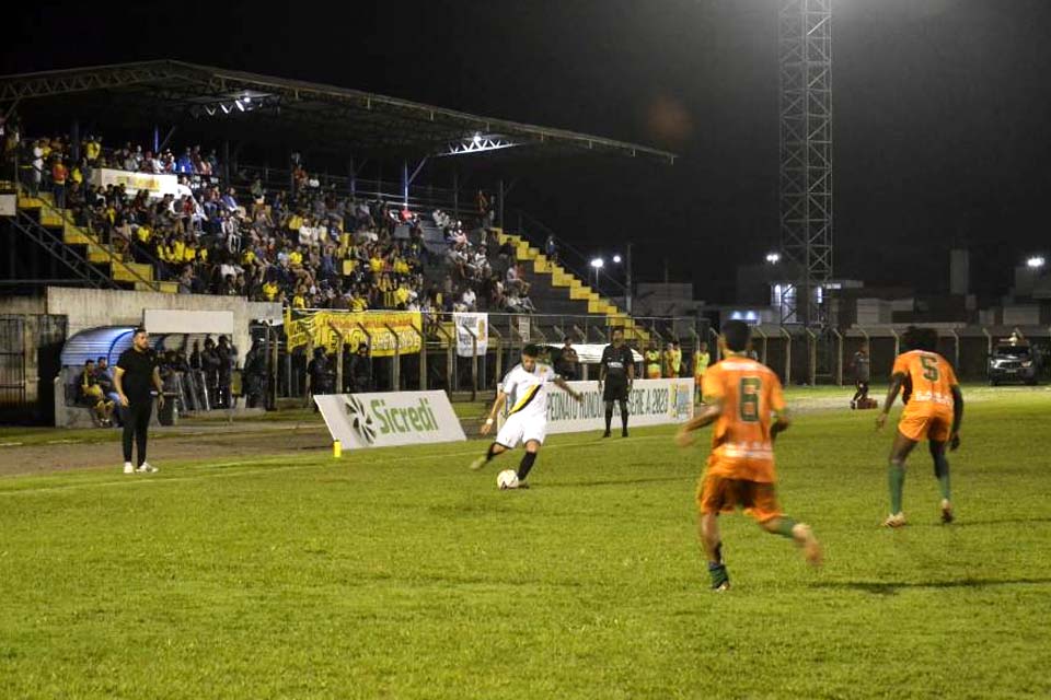 Vilhenense vence em casa se aproxima do G4 do Campeonato Rondoniense