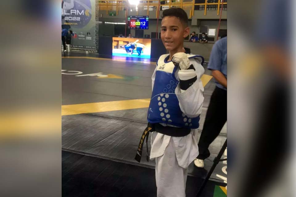 Jovem atleta de taekwondo se prepara para disputar Mundial na Europa