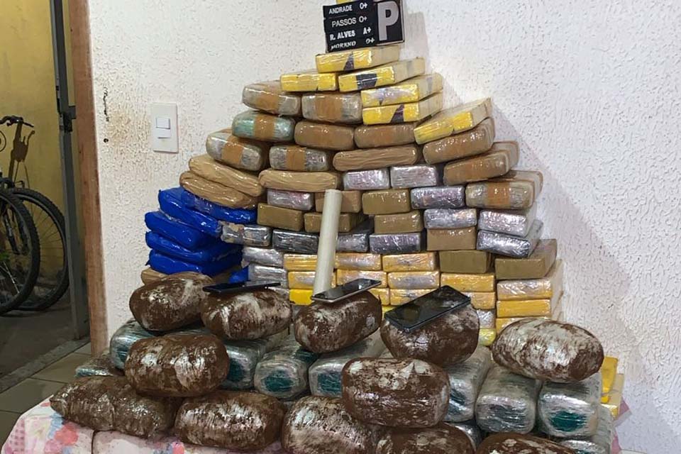 PM apreende quase 100 kg de drogas em condomínio na zona leste