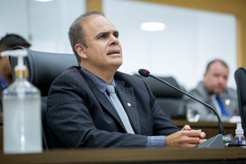 Deputado Alan Queiroz sugere a pavimentação asfáltica e sinalização adequada na RO-391