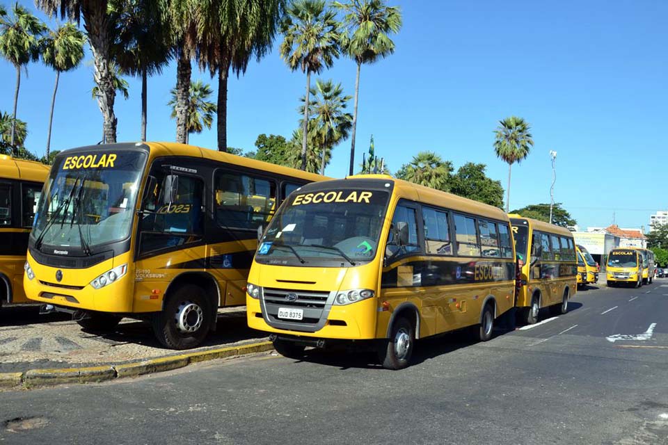 Pendências do transporte escolar devem ser regularizadas até amanhã