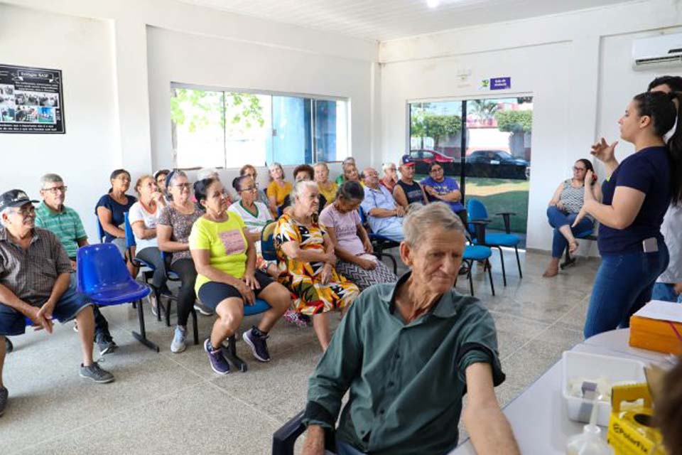 Secretaria Municipal de Saúde de Ji-Paraná realiza atividade com idosos em parceria com a Famejipa