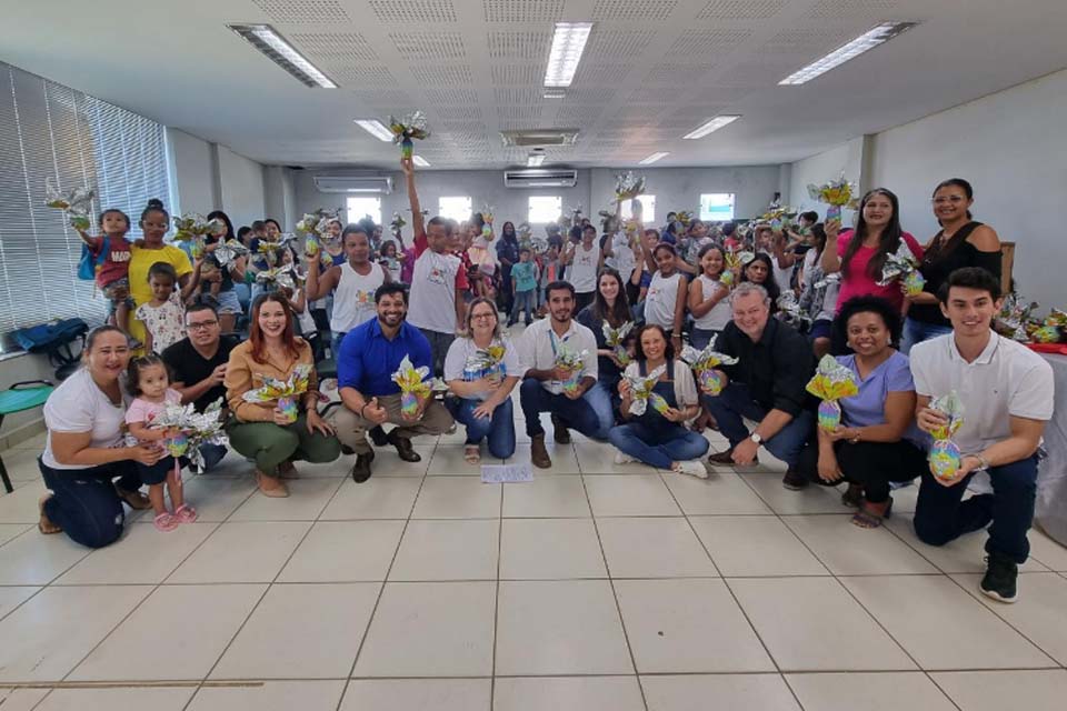 Semdes realiza entrega de ovos de páscoa doados pela empresa Cacau Show