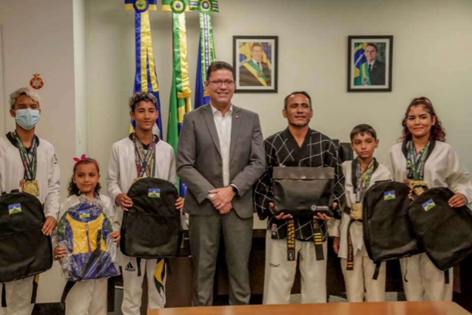 Medalhistas de Taekwondo agradecem apoio do governador Marcos Rocha na Copa do Brasil