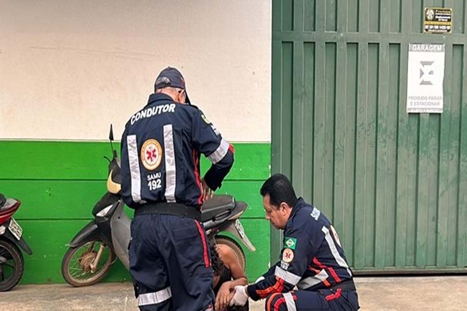 Travesti é atacada a pauladas em frente a boca de fumo