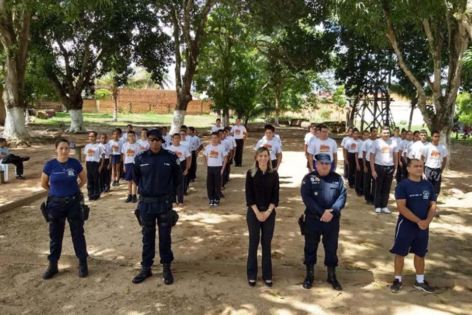 MP acompanha atividades do projeto Polícia Militar Mirim no municípío