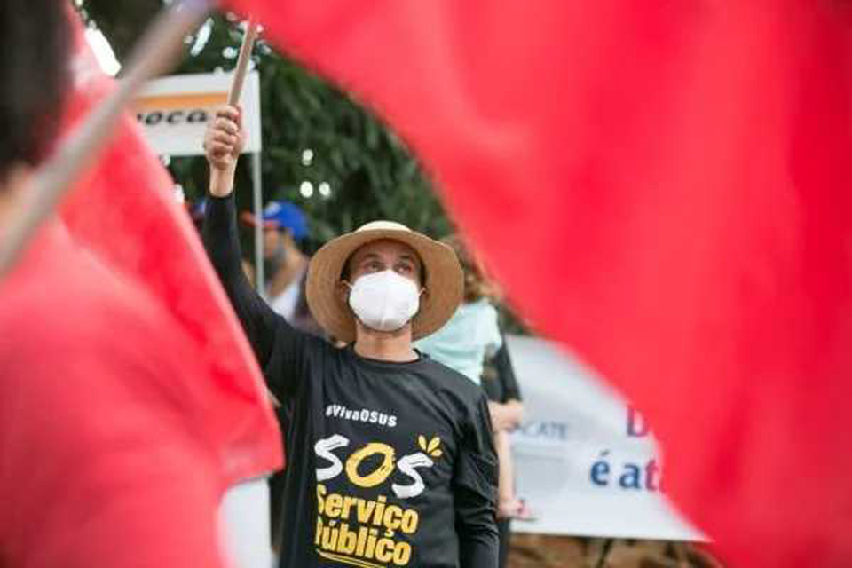 Servidores da Isonomia vão ao Ministério Público Federal pedir pelo cumprimento do Estatuto do Idoso pela Receita Federal