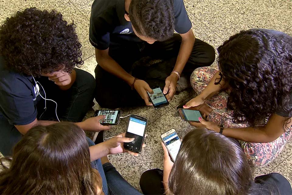 CCJ do Senado aprova projeto que protege crianças em ambiente virtual