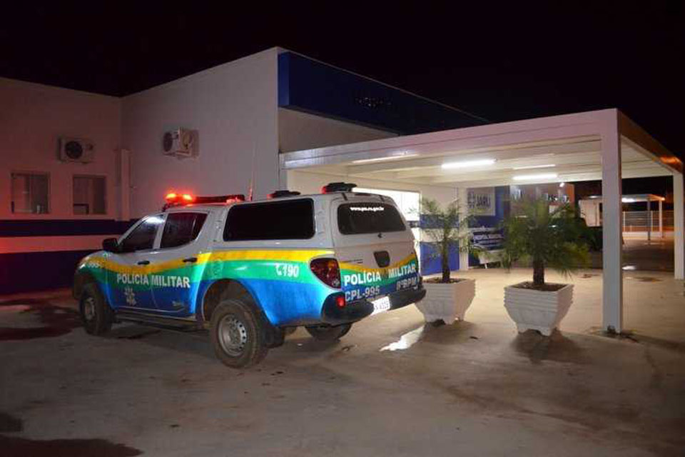 Homem chega em casa esfaqueado e é socorrido ao Hospital 