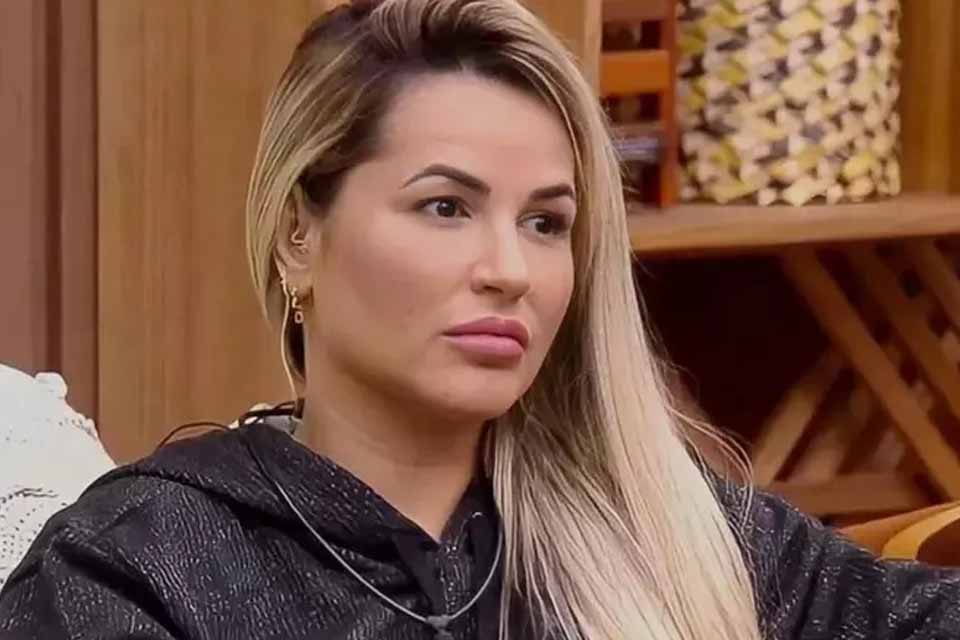 Deolane Bezerra fala sobre depressão e deixa recado: “Não é uma fraqueza, é uma doença”