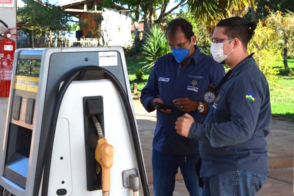 Ipem atesta irregularidades em lacres de bombas de combustíveis 