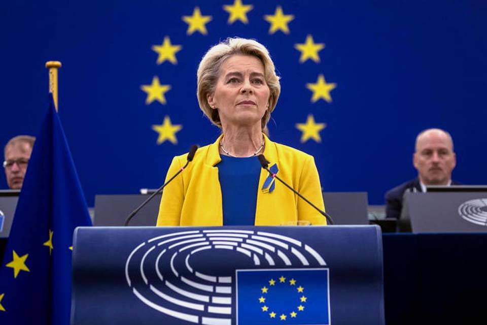 Von der Leyen garante que Kiev terá acesso a mercado único da União Europeia 