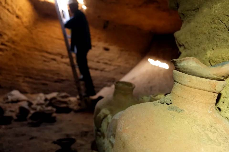 Caverna funerária da época de Ramsés II é encontrada em Israel