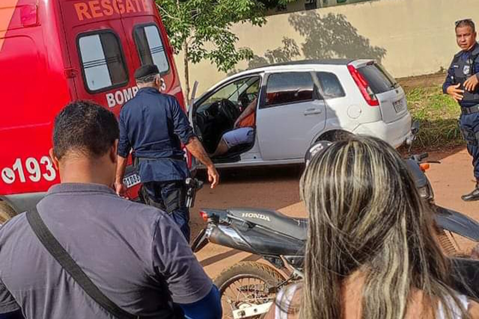 Homem é executado com 18 tiros dentro de carro em Guajará-Mirim