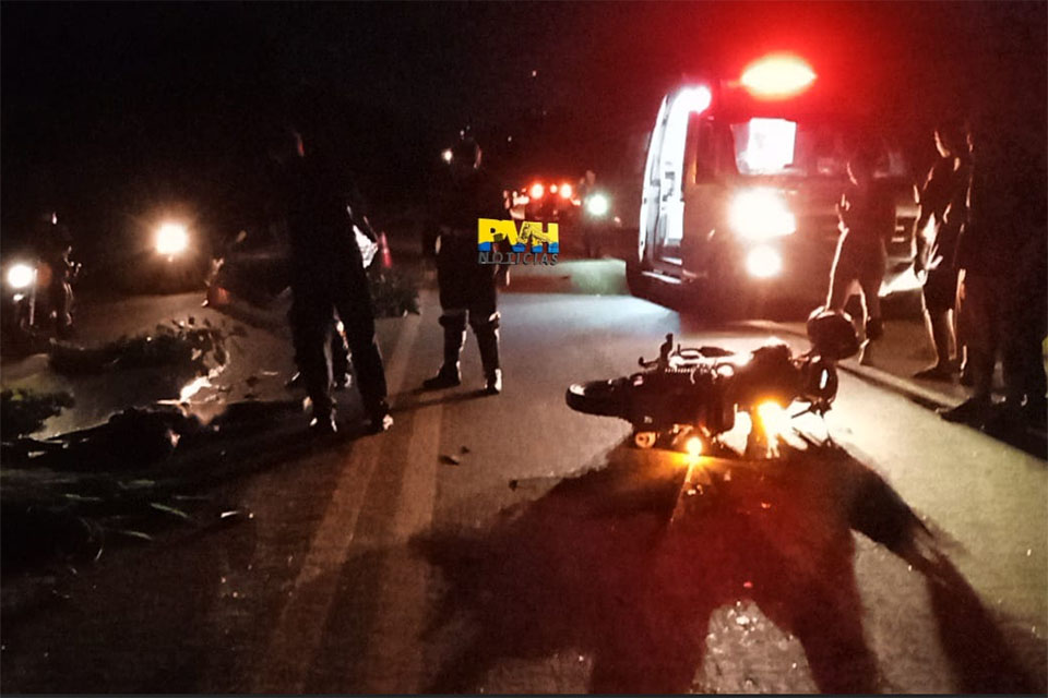 Motociclista morre após sofrer queda e ser atropelado por carreta na BR-319