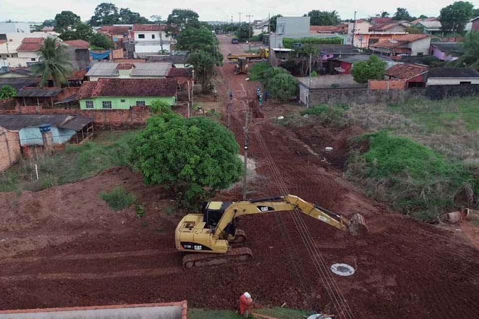 Rede de esgoto contempla diversos bairros do município