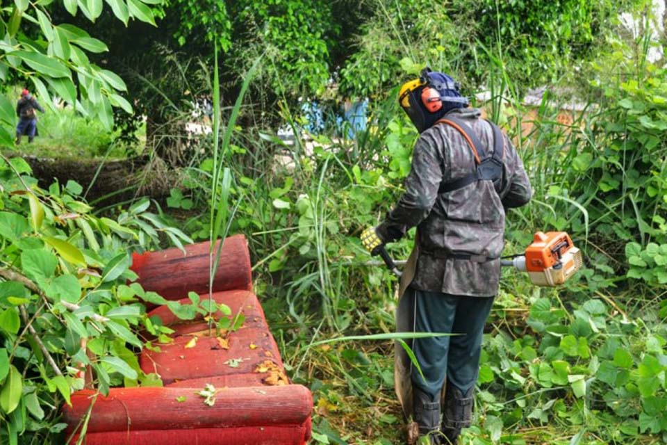 Prefeitura da capital intensifica mutirões de limpeza em vários pontos da cidade