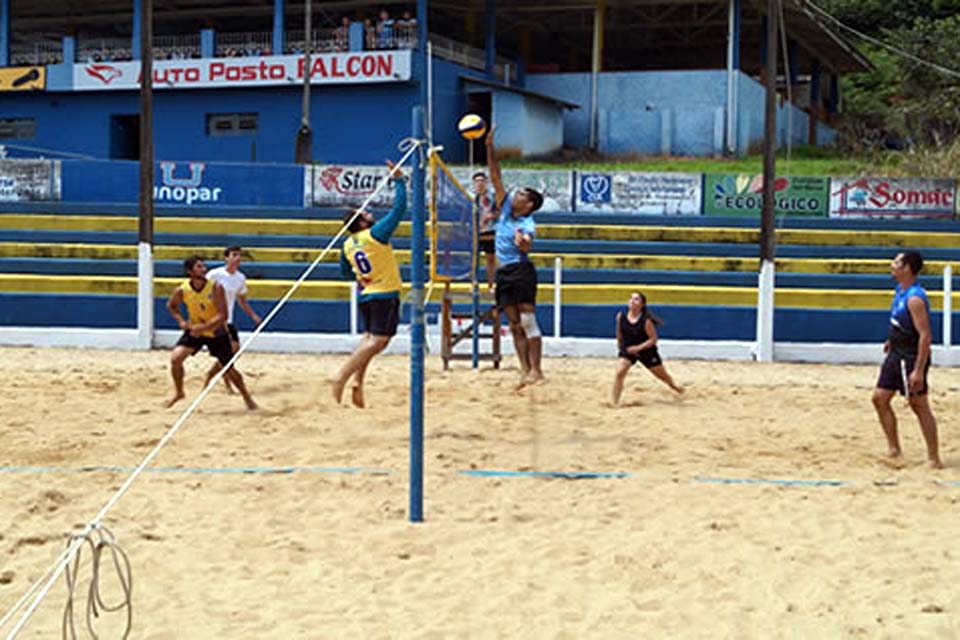 Abertas inscrições para o Torneio Misto 4x4 de Vôlei de Areia AABB, em Ouro Preto do Oeste