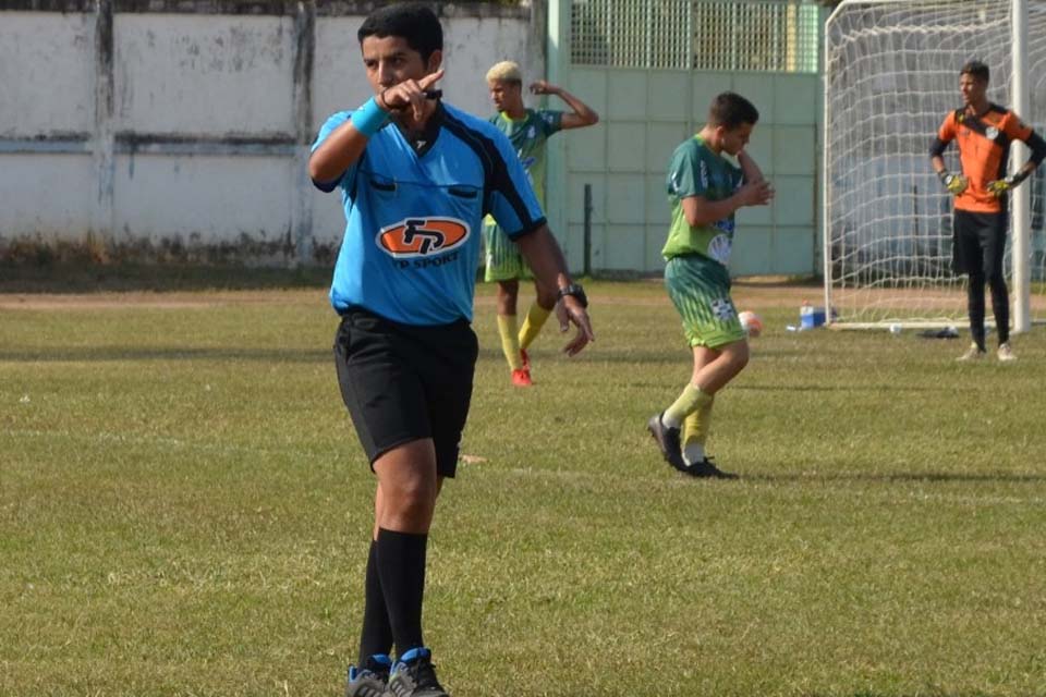 Federação de Futebol do Estado de Rondônia define arbitragem para jogos de ida da semifinal do Sub-20