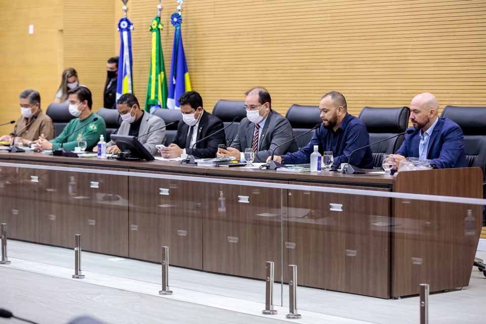 Deputado Jair Montes preside audiência pública para discutir turismo de pesca em Rondônia